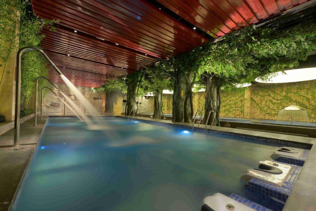Kingrand Hotspring Hotel Pequim Exterior foto
